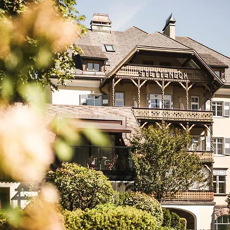 Classic Am Stetteneck Hotel